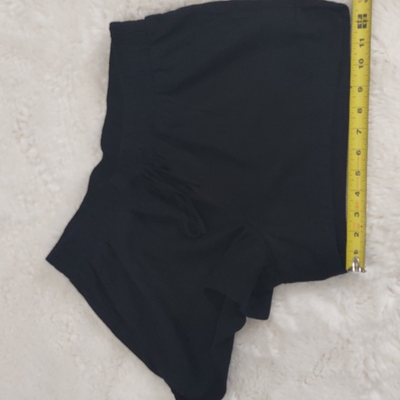 INGRID ISABEL MATERNITY SHORTS. - Picture 11 of 12